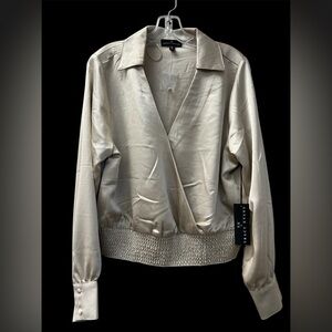 Tracey Evan’s/NWT/ XL/ Women's Cream faux Wrap Top